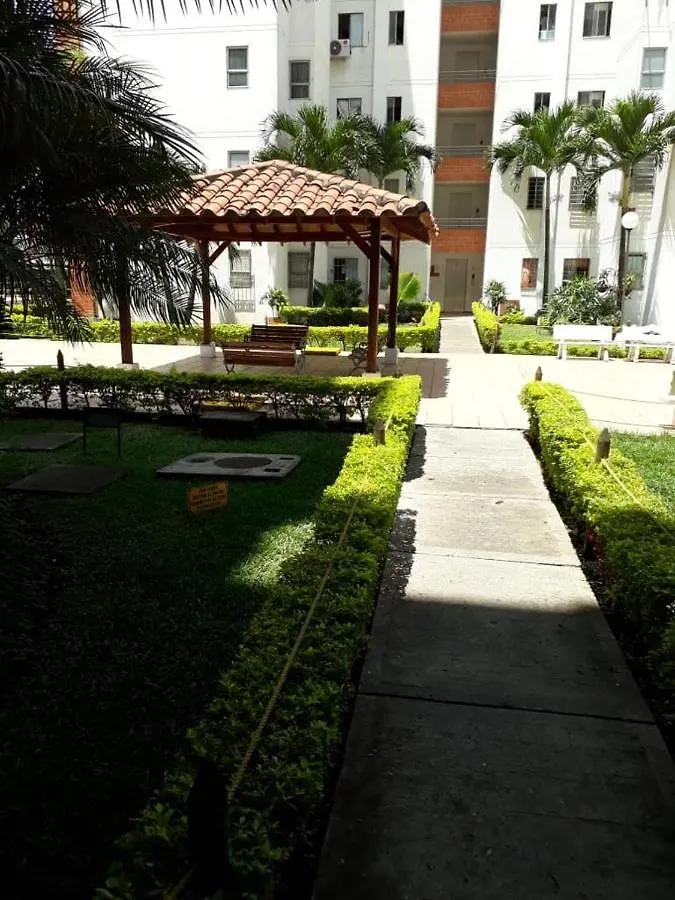 בית אירוח קאלי Habitacion Excelente Ubicacion Sur Y Servicio De Parqueadero