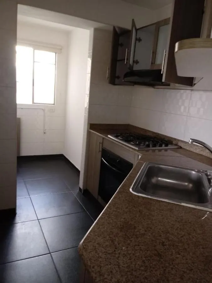 Habitacion Excelente Ubicacion Sur Y Servicio De Parqueadero Cali 0*,  Colombia