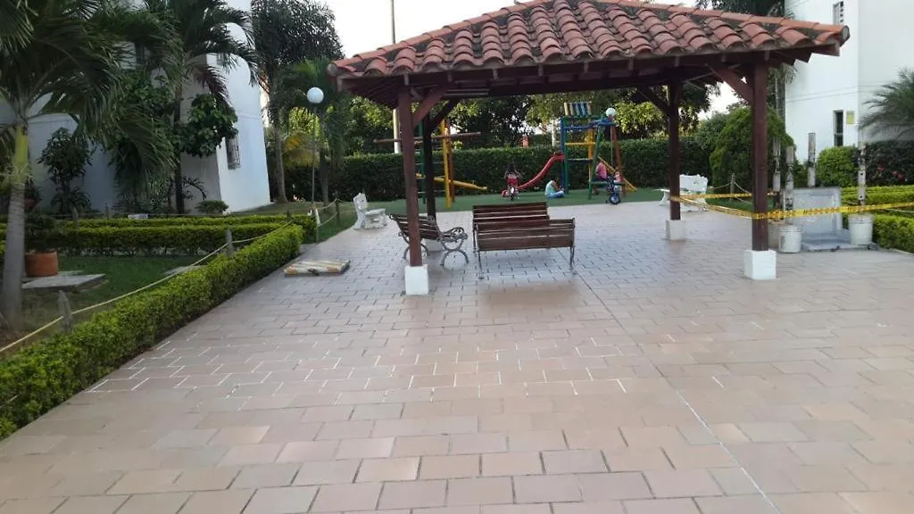 Habitacion Excelente Ubicacion Sur Y Servicio De Parqueadero Cali 0*,  Colombia